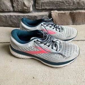 Women’s Brooks Ghost Running Shoes